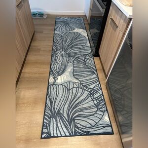 Ruggable Gray and Black Runner Rug (9.5 x 2.5) Pad Included